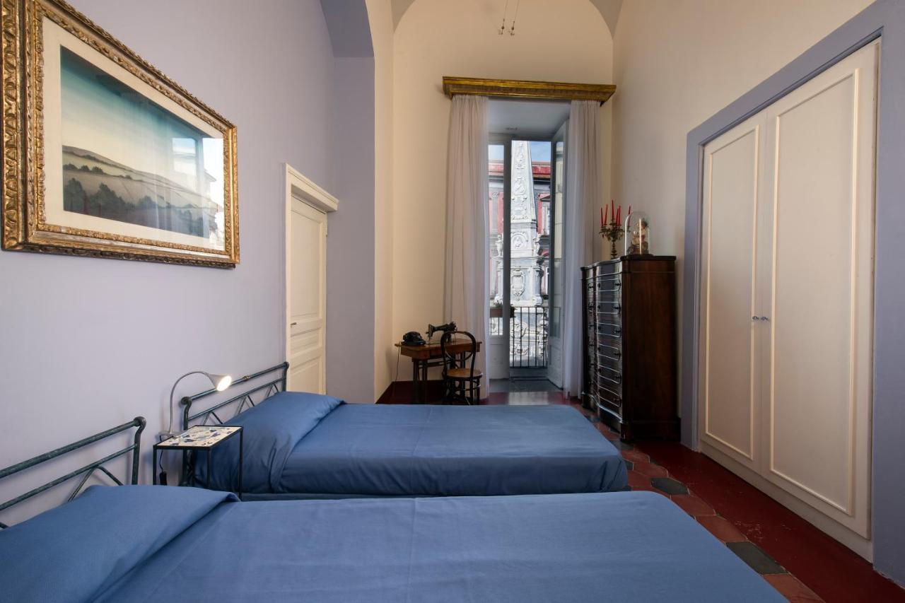 Domus Decumana Apartment เนเปิลส์ ภายนอก รูปภาพ