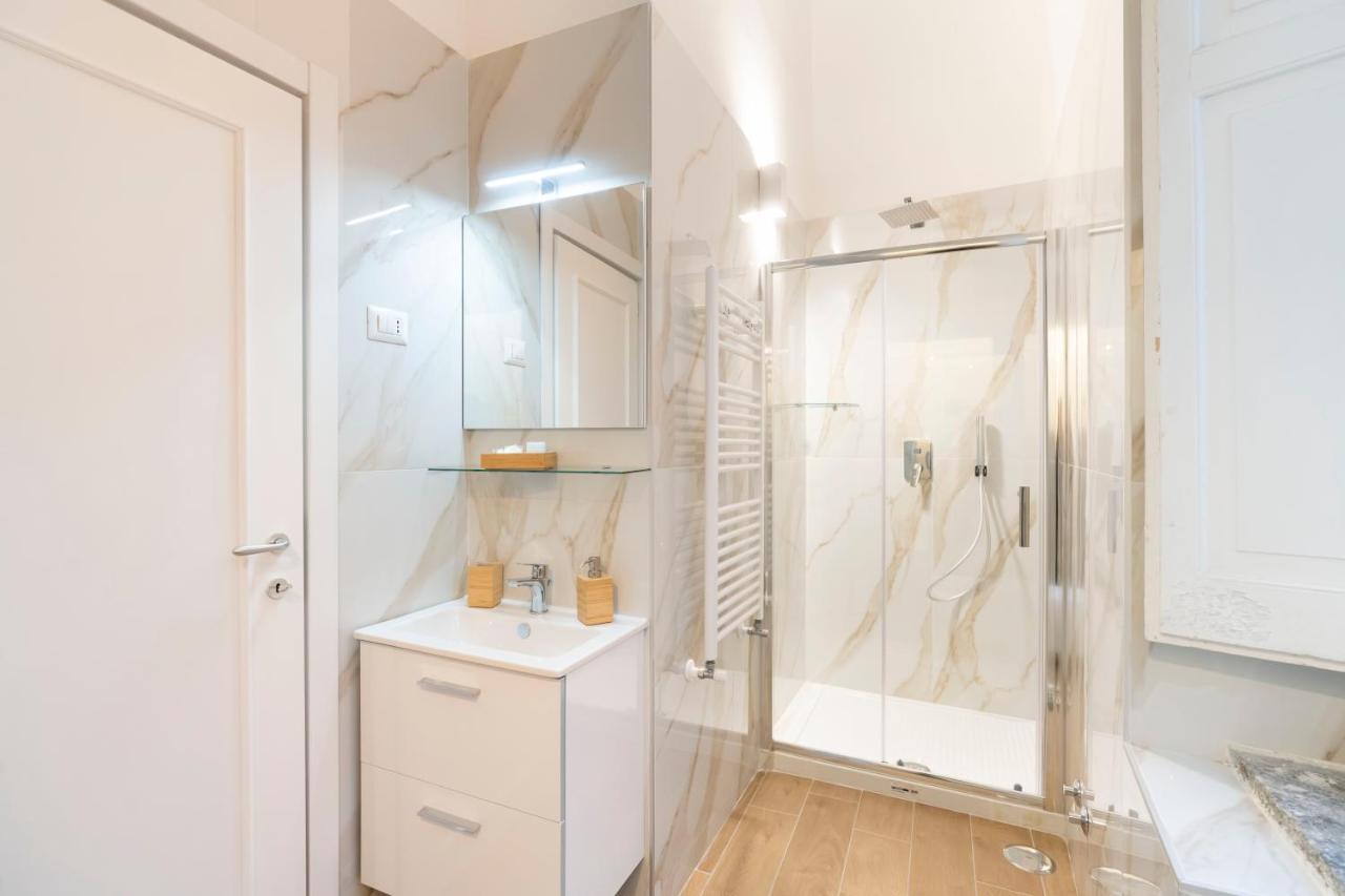 Domus Decumana Apartment เนเปิลส์ ภายนอก รูปภาพ