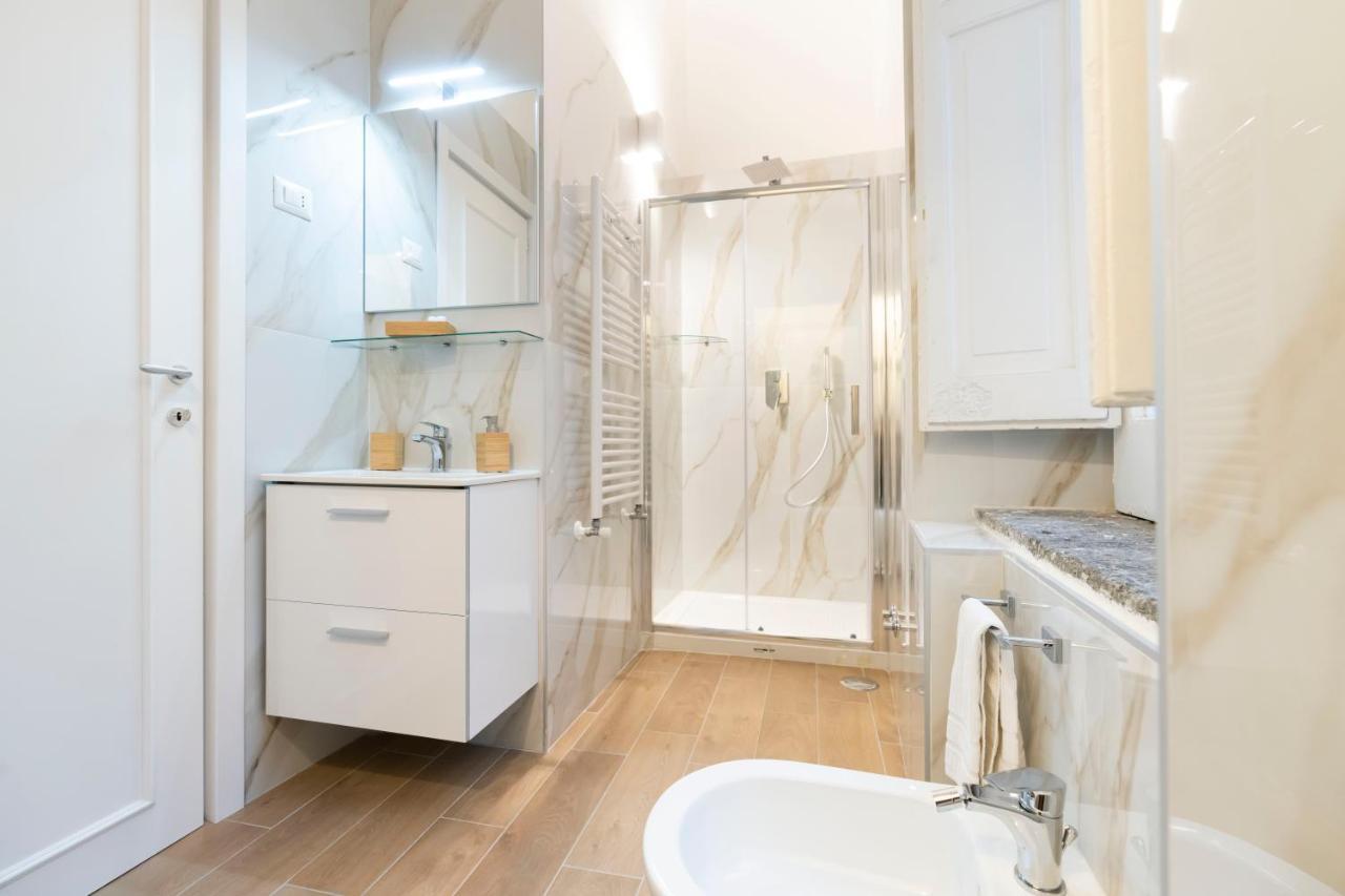 Domus Decumana Apartment เนเปิลส์ ภายนอก รูปภาพ